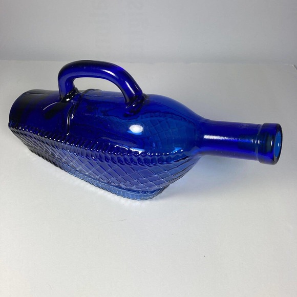 Vintage Cobalt Blue Embossed Wine Bottle | Quilted Lattice Wicker Basket, Handle - Picture 10 of 10
